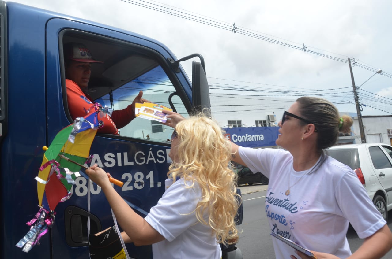 Carnaval com prevenção: Prefeitura realiza ação para orientar foliões durante os festejos
