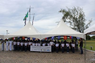 Educação: estudantes de São Gonçalo participam de atividades na sede da Marinha