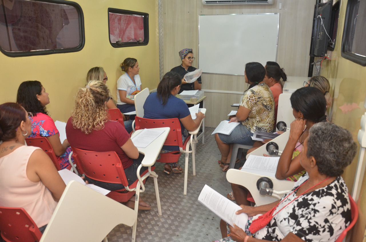 Qualificação: moradores do Ruy Pereira recebem cursos de qualificação