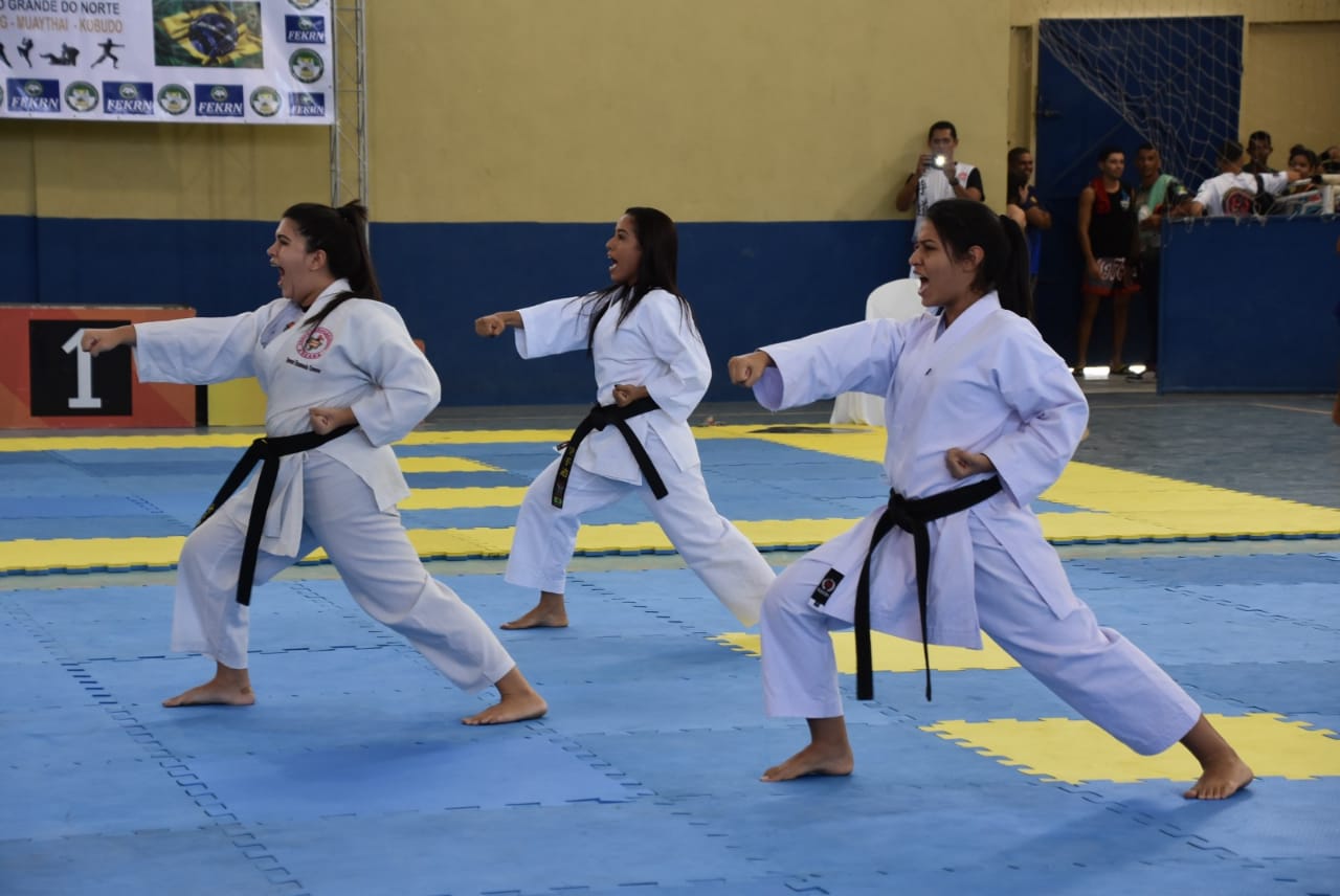 Calendário esportivo: Artes marciais, patins e futebol agitaram fim de semana em São Gonçalo