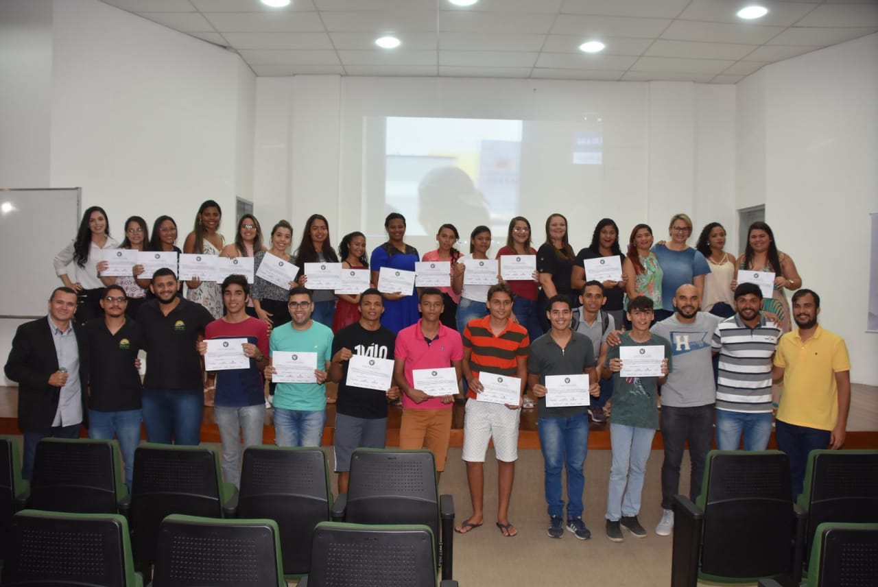 Qualifica Jovem: Prefeitura de São Gonçalo realiza entrega de certificados