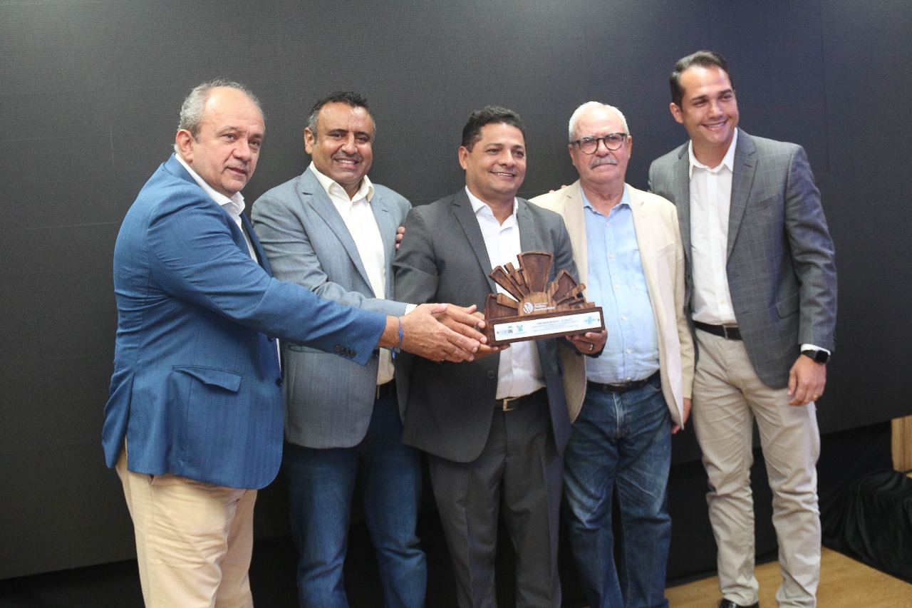 Pela terceira vez, São Gonçalo recebe o Prêmio Sebrae Prefeito Empreendedor