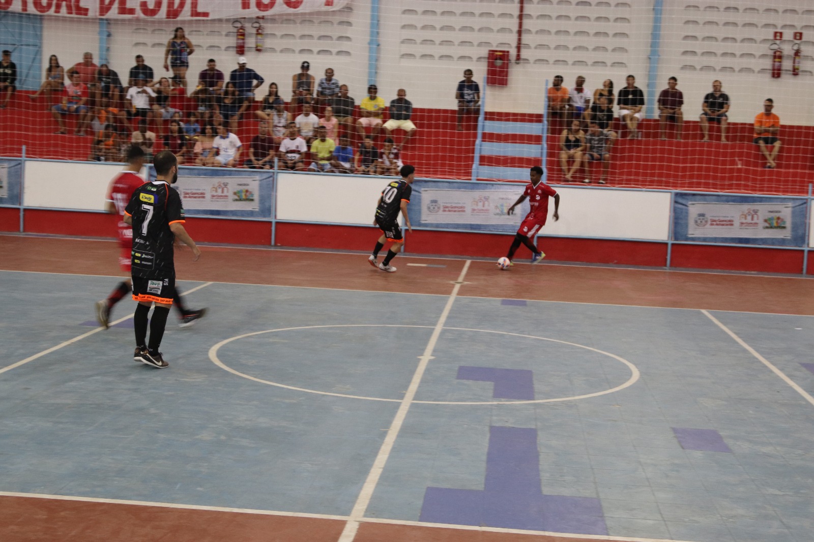 Campeonato Municipal de Futsal de São Gonçalo inicia nesta quinta-feira (27) com premiação de R$ 24 mil em dinheiro