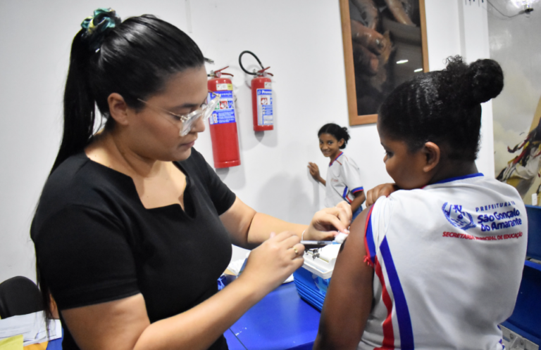 Prefeitura de São Gonçalo do Amarante promove campanha de atualização da caderneta vacinal nas escolas Prefeitura de São Gonçalo do Amarante promove campanha de atualização da caderneta vacinal nas escolas