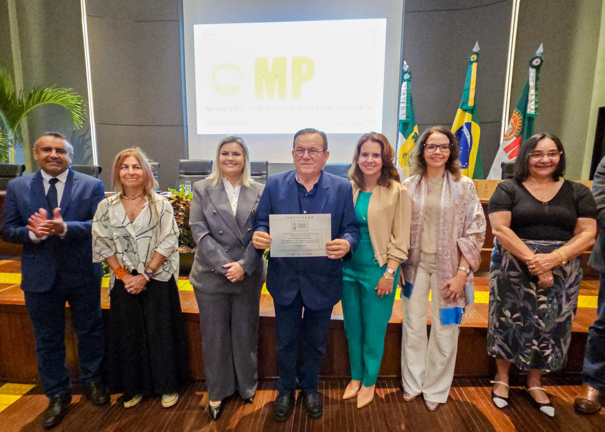 Gestão do prefeito Jaime Calado recebe reconhecimento do Ministério Público, PGE e Idema em solenidade do selo “Cidade Limpa” Gestão do prefeito Jaime Calado recebe reconhecimento do Ministério Público, PGE e Idema em solenidade do selo “Cidade Limpa”